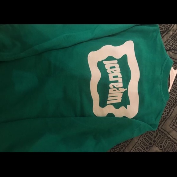 BBC ICECREAM CREWNECK SIZE L (LIGHTLY WORN) - Picture 3 of 3